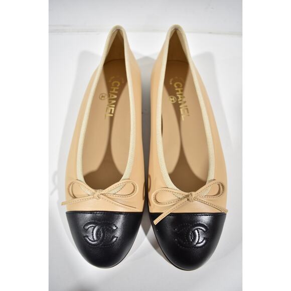 Chanel Beige Black Lambskin Leather CC Logo Bow Tie Ballet Ballerina Flat 37 - Picture 10 of 15